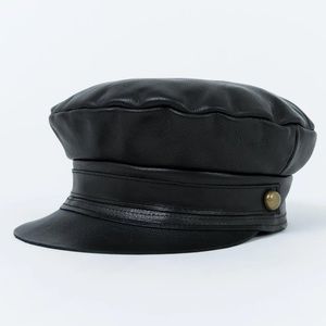 lack of color lola cap in black leather - m